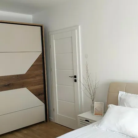 Oak Columna *