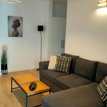 Oak Columna Apartmán *